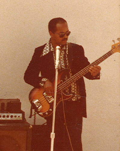 James Jamerson en concert, circa 1975