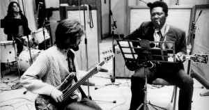 Klaus Voormann en studio avec BB King (1971)